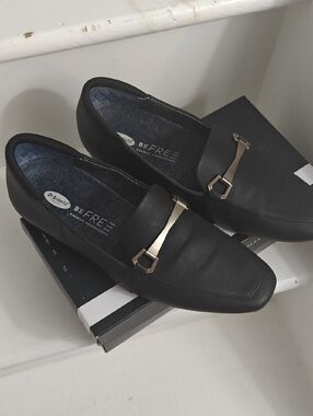 Dr. Scholl's Black Slip-On Loafers with Metal Detail Size 8M